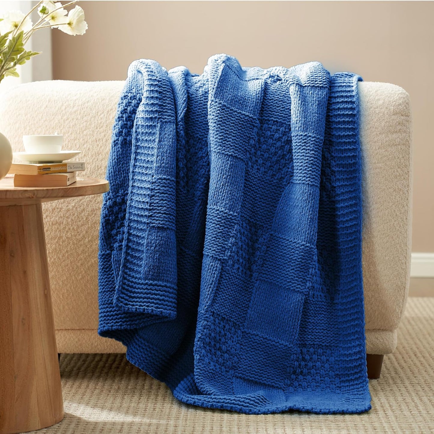 Amélie Home Chenille Knit Throw Blanket for Couch, Checkered Texture Decorative Soft Blanket for Sofa, Bed & Living Room, 50"x60", Blue