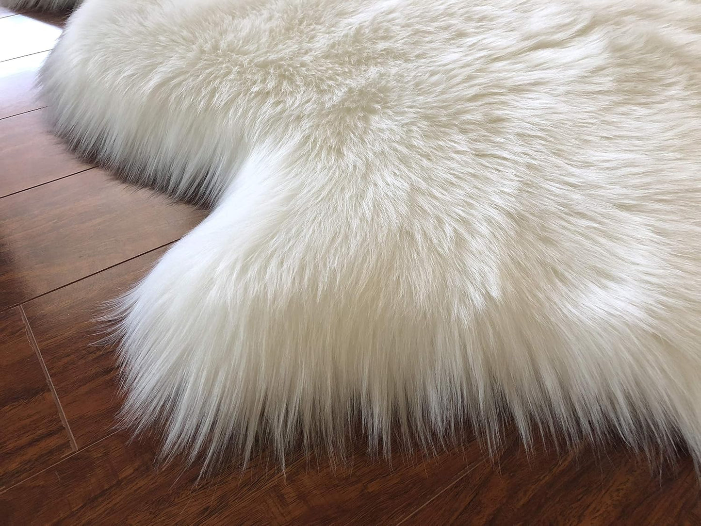 LAMBZY Faux Sheepskin Hypoallergenic Free Shape Silky Shag Rug, Luxury Shaggy Silky Plush Carpet for Bedrooms Rugs Living, Kids Rooms Sofa Floor Rugs (Double Side by Side 3'x4', 90x120cm White)
