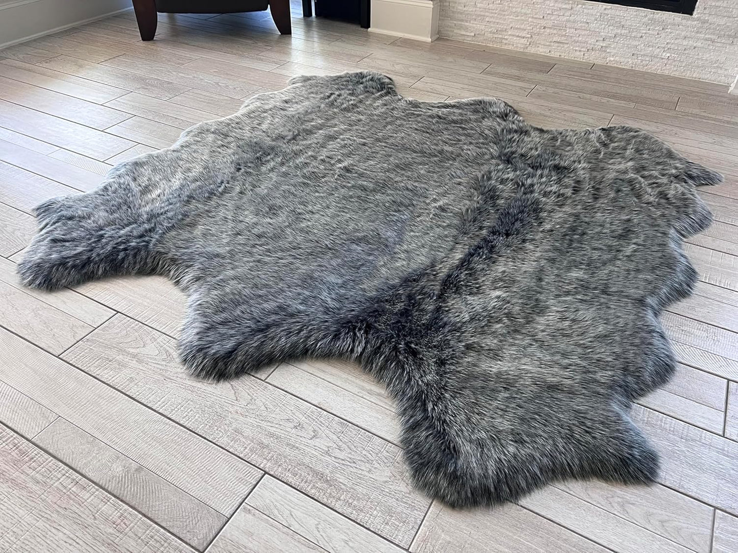 LAMBZY Faux Sheepskin Super Soft Hypoallergenic Free Shape Silky Shag Rug, Luxury Shaggy Silky Plush Carpet for Bedrooms Living Kids Room Sofa Rugs (Black with White Tips, Sexto 6 Pelts 6'x6')