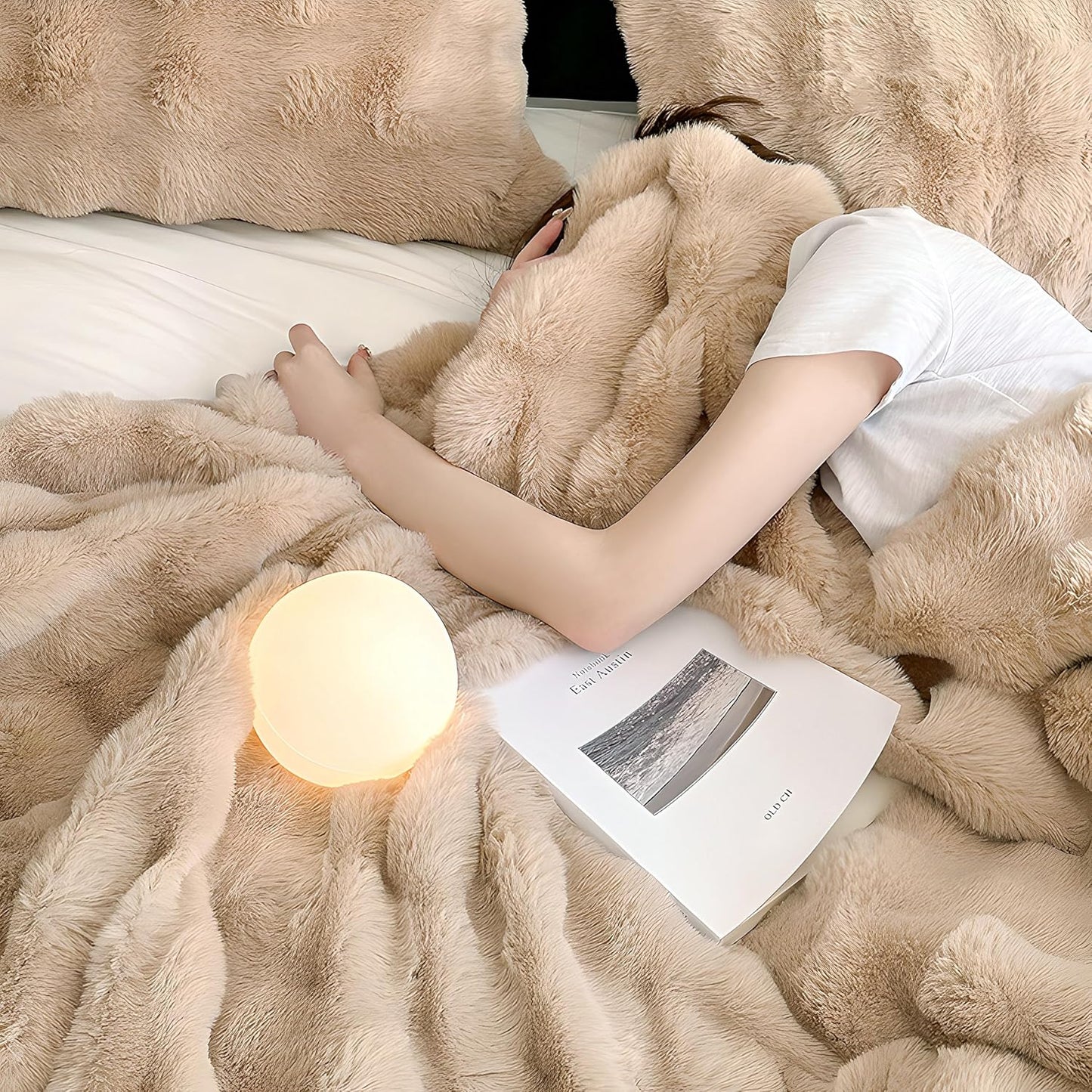 UKELER Faux Fur Throw Blanket Plush Thick Fleece Blanket Fluffy Cozy Soft Warm Blankets Throws for Bed, Couch, Sofa, Office, Camping 50''x60'' Camel