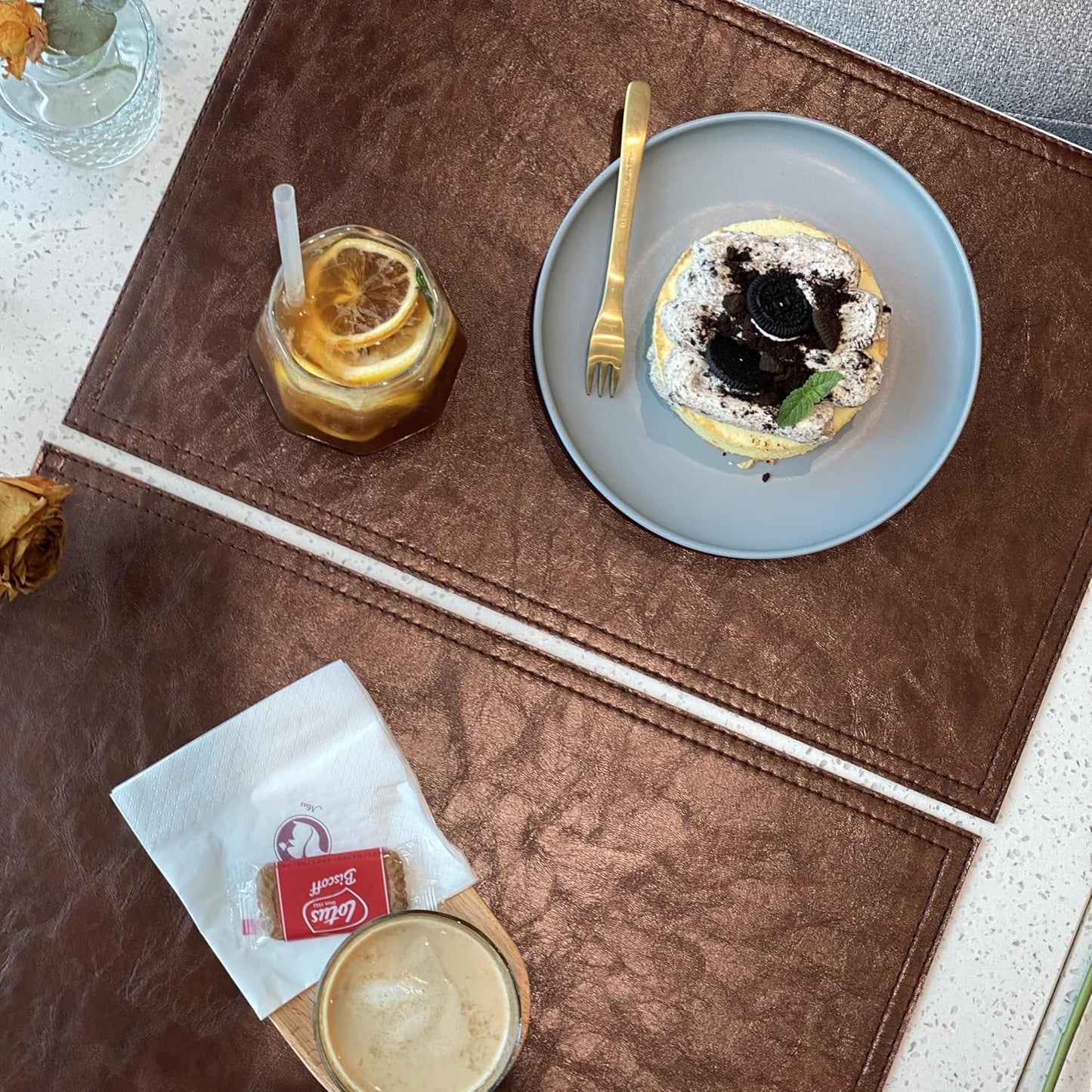 Jovono Waterproof PU Placemats, Faux Leather Dining Table Mat, Set of 8, Easy to Wipe Off Scrub Vinyl Mat, Heat & Stain Resistant for Office Conference Table, Home Décor Brown