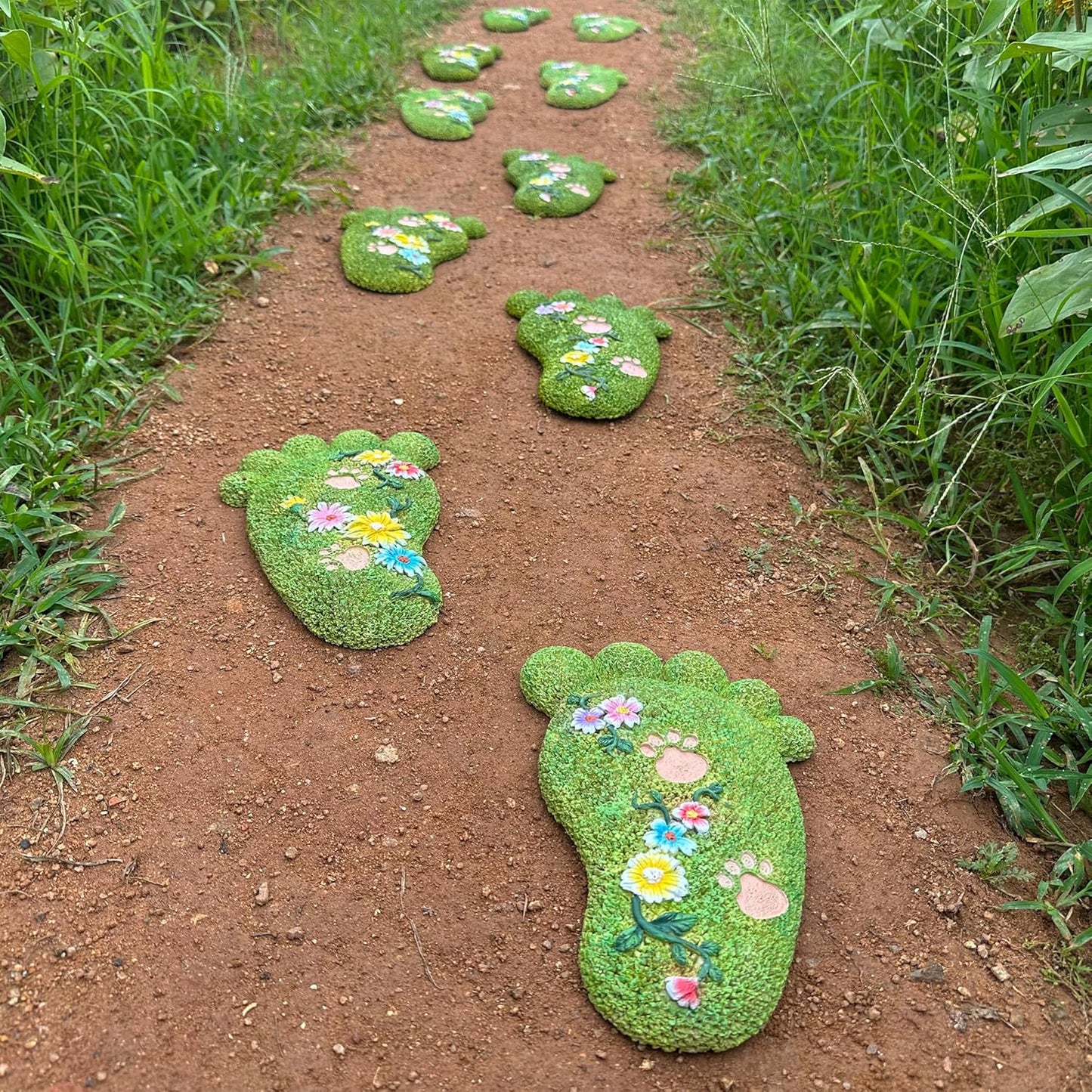 Garden Stepping Stones - Decorative Stones for Patio, Lawn, Stepping Stones Made of Resin (Set of 2)