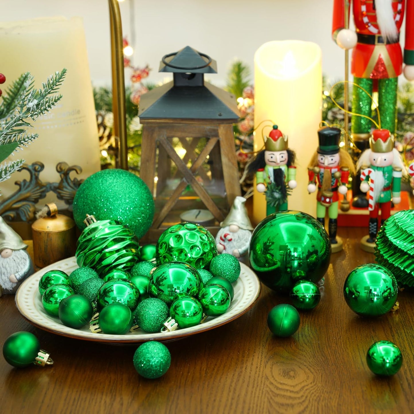 XmasExp 24ct Mini Christmas Ball Ornaments Shatterproof Christmas Ornaments Set Decorations for Xmas Tree Balls 30mm/1.18" (Green)