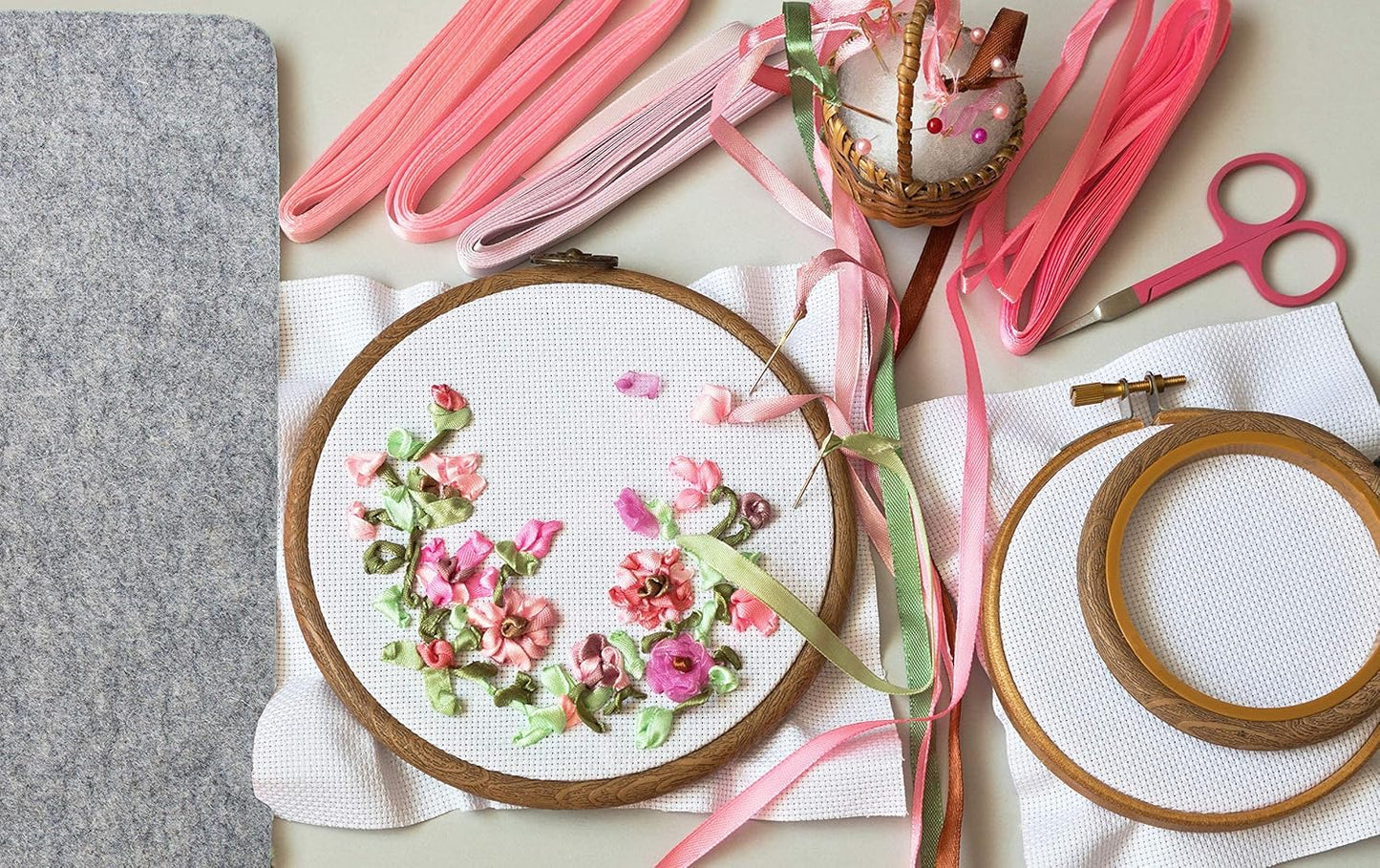 100% New Zealand Wool Pressing Mat for Quilting - Best Portable Wool Ironing Mat for Quilters - Includes Travel Bag, Cutting Mat, Iron Rest & Sewing Accessories and Supplies - 13.5"x17"x0.5" Iron Mat