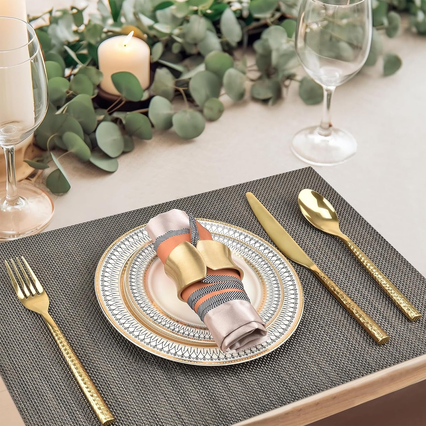 Placemats Set of 4 - Easy Clean Washable Vinyl Placemats - Wipeable Heat Resistant Table Mats for Dining Table - 17.7x11.8 Inch (4, Mint Gray)