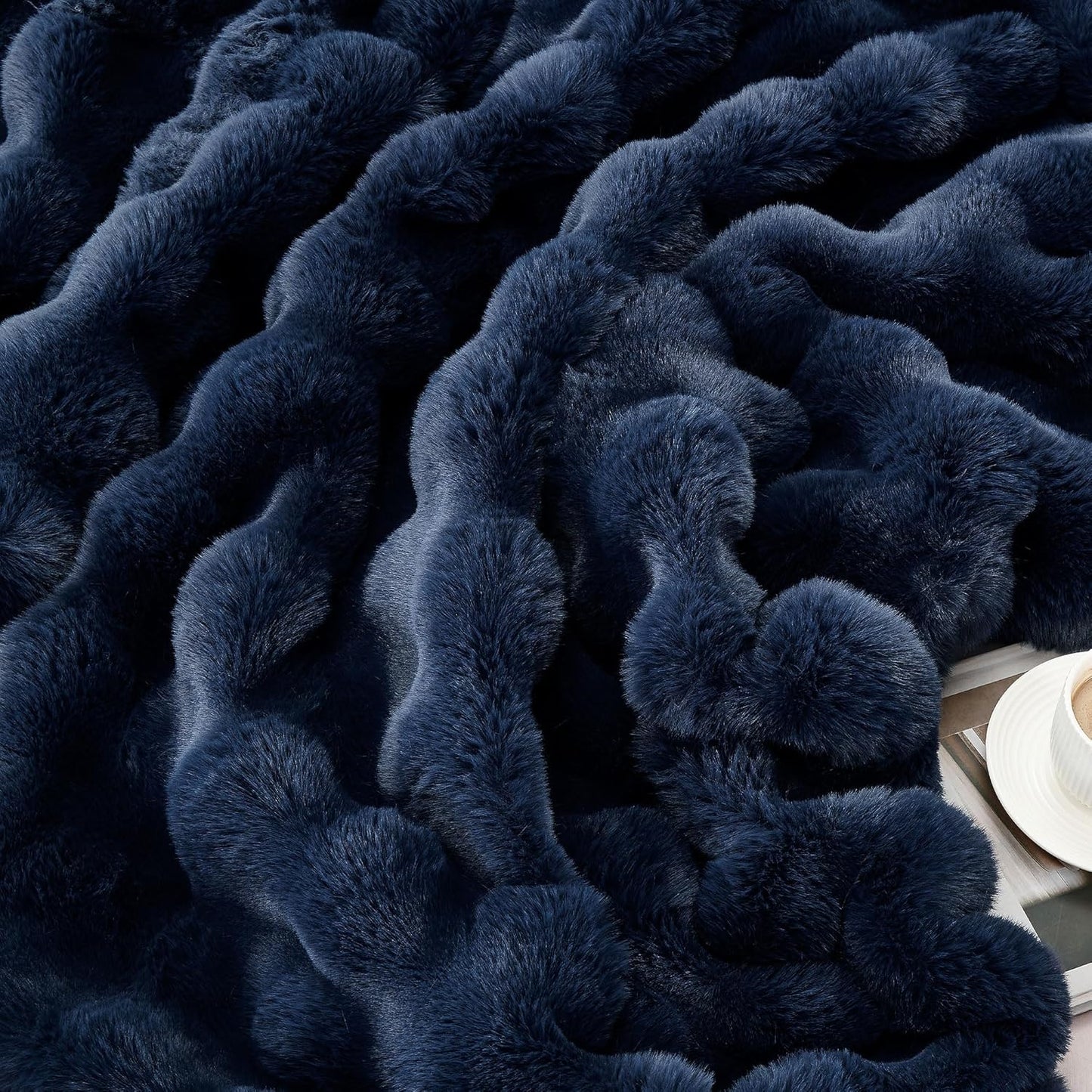 DREAMNINE Large Soft Thick Fuzzy Bubble Faux Rabbit Fur Blanket - Queen Size 80" x 90",Double Sided Comfy Plush Warm Shaggy Fluffy Blankets, Luxury Big Cozy Cute Textured Furry Bed Blanket, Navy Blue