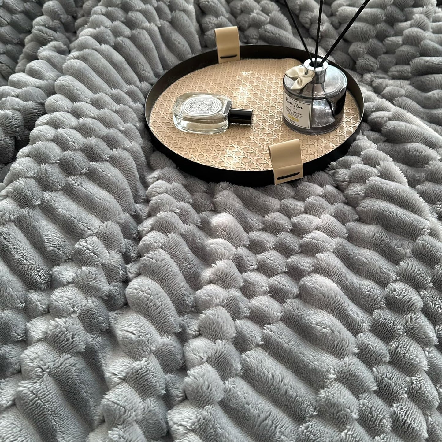 UKELER Sherpa Throw Blanket 60 × 80 inch, 470 GSM Striped Sherpa Fleece Blanket for All Season, Warm and Cozy Blankets for Couch Sofa Bed Office Camping, Dark Grey