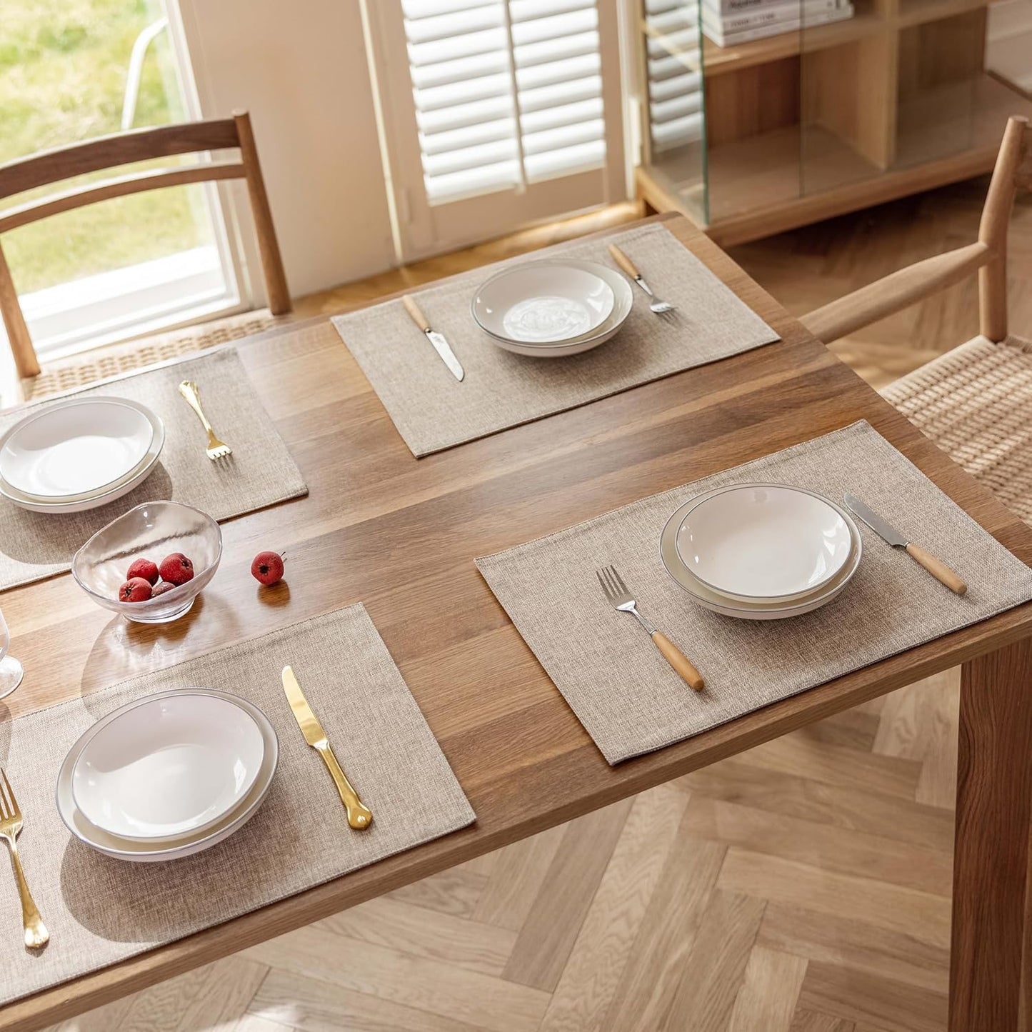 Demetex Table Placemats Linen Place Mats Set of 8 Natural Heat Resistant Cloth Plate Mats for Indoor Dining Room Restaurant Cafe, 13x19 inch, Linen