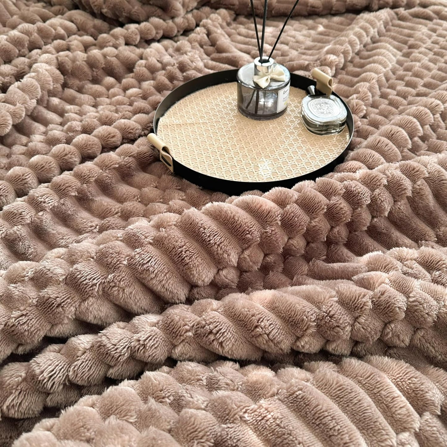 UKELER Sherpa Throw Blanket 60 × 80 inch, 470 GSM Striped Sherpa Fleece Blankets for All Season, Warm and Cozy Blanket for Couch Sofa Bed Office Camping, Green