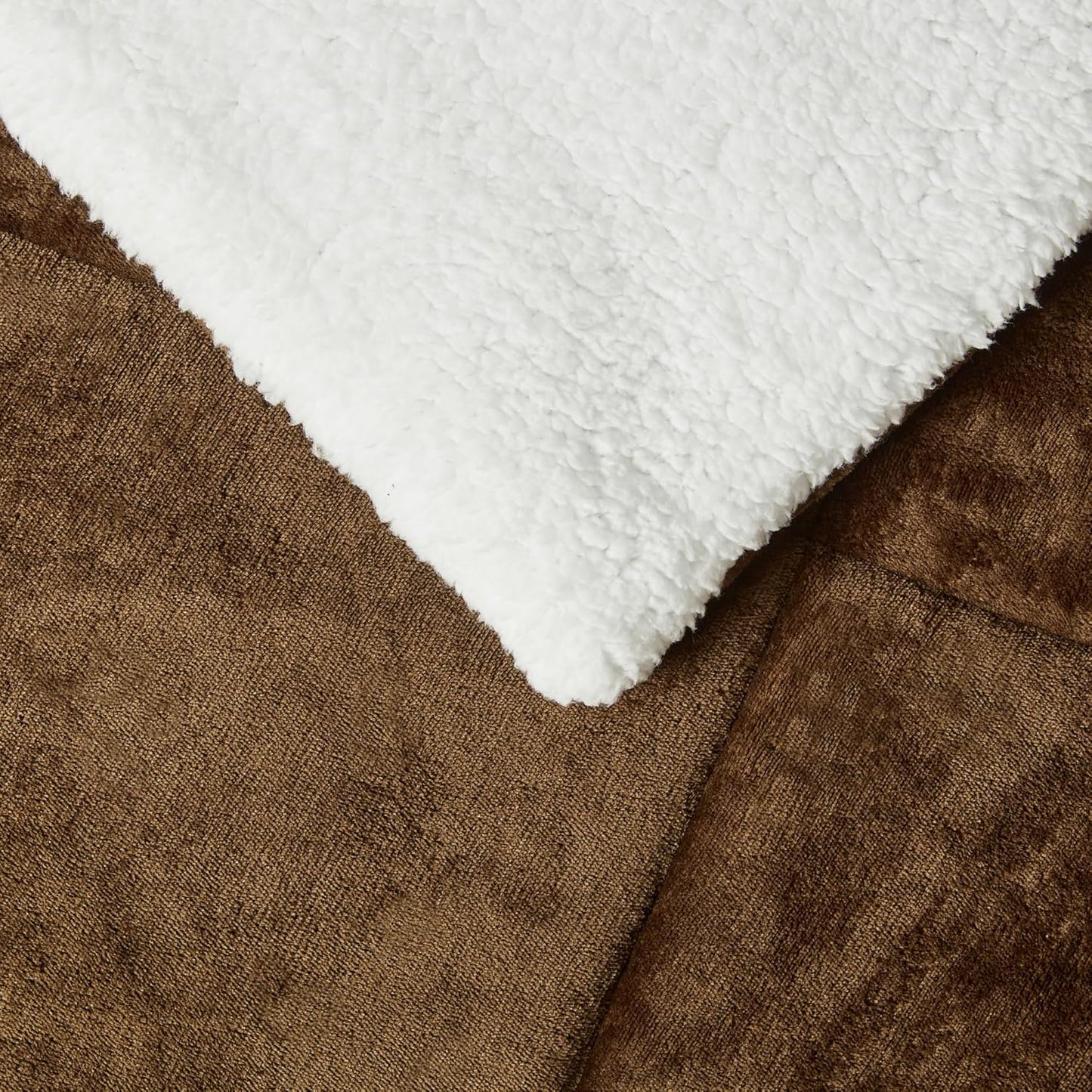 Amazon Basics Reversible Sherpa Comforter Set with Pillow Sham, Brown, Twin/Twin XL