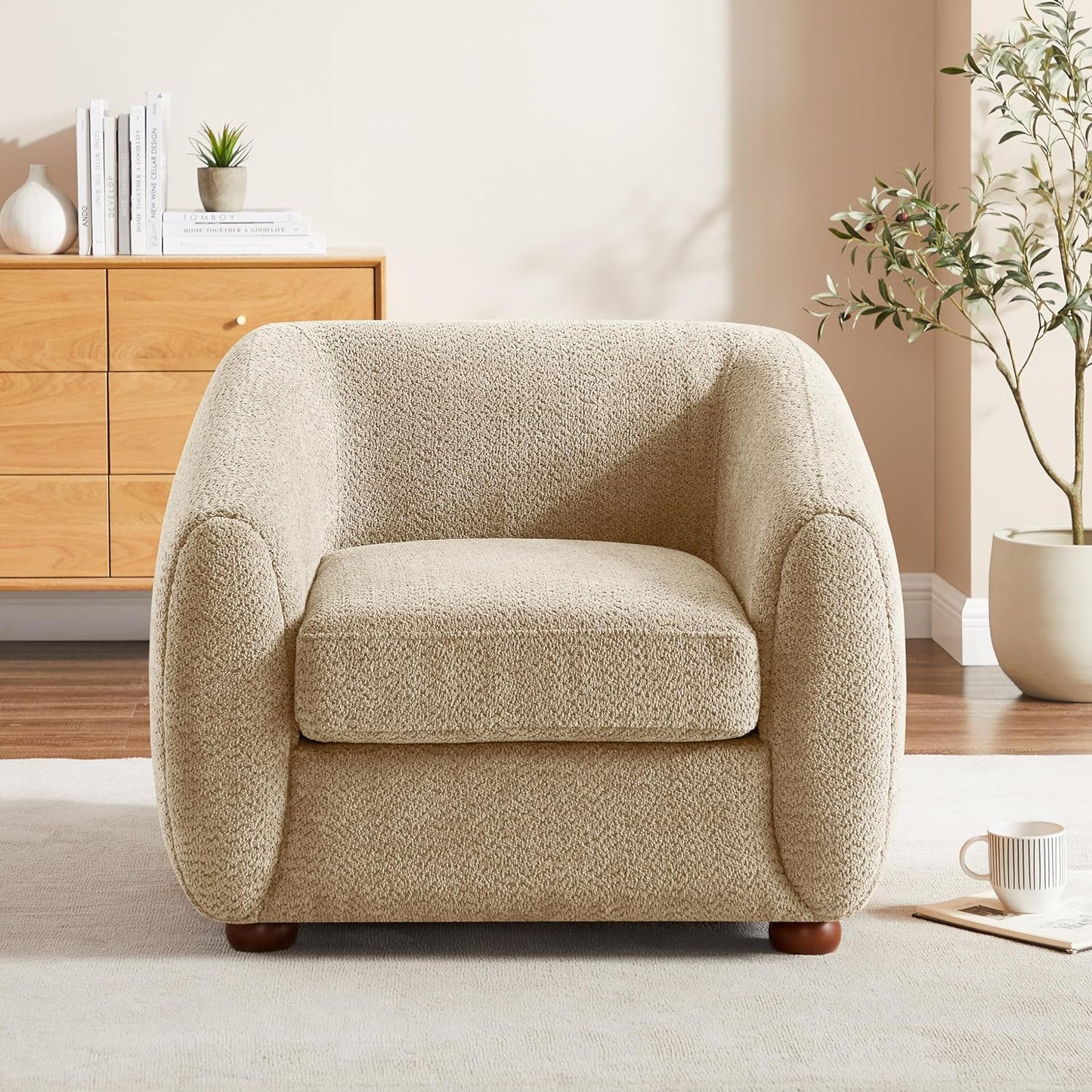 Modern Accent Chair for Living Room, Upholstered Armchair with Linen Fabric, Single Sofa Chair with Solid Wood Legs, Boucle, Camel