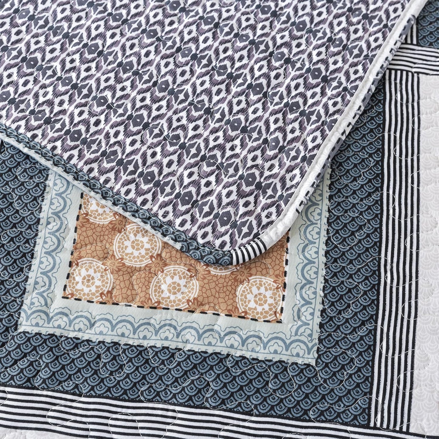 NEWLAKE Quilt Bedspread Sets - Bohemian Farmhouse Pattern Reversible Coverlet Set, Queen Size