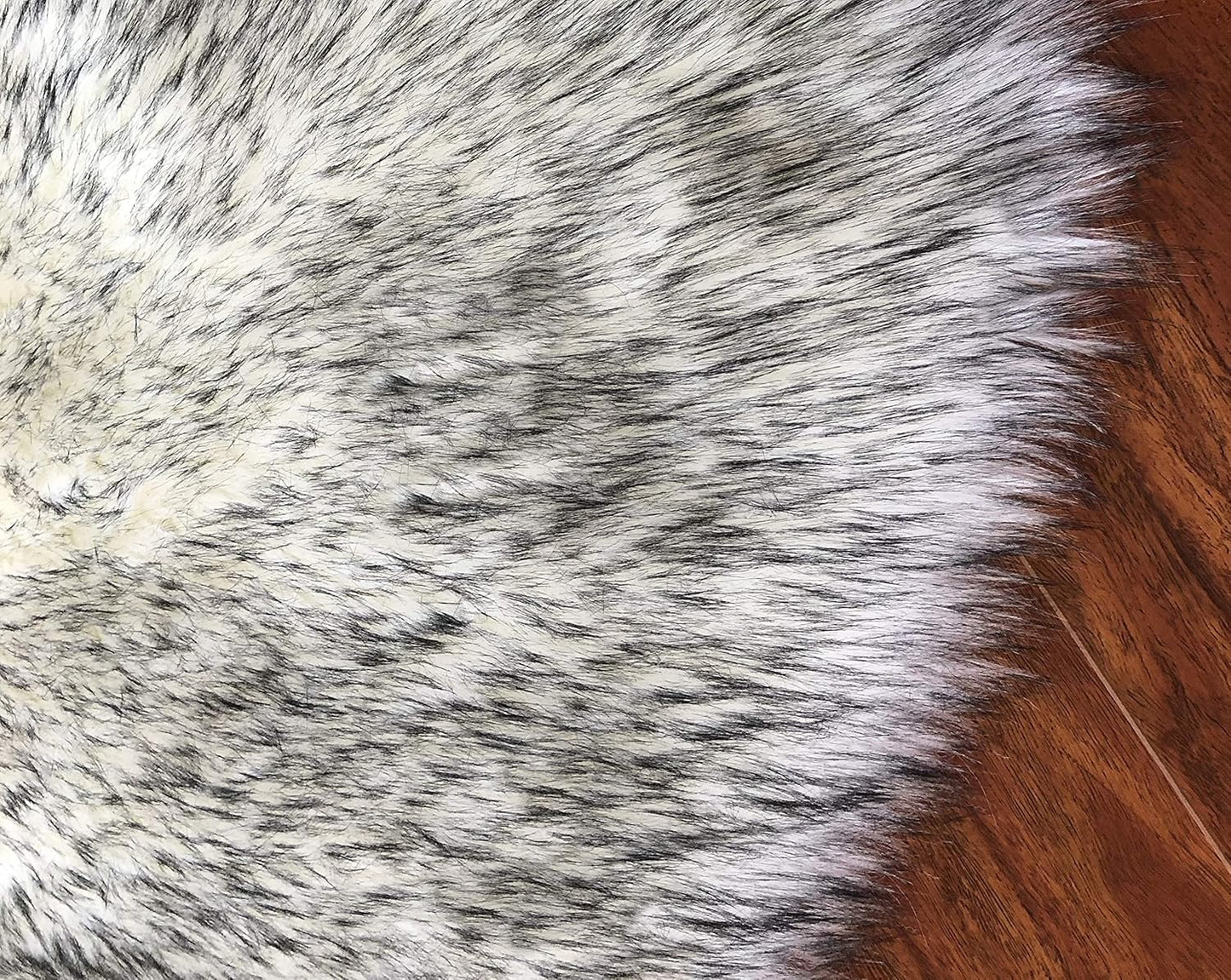 LAMBZY Faux Sheepskin Super Soft Hypoallergenic Free Shape Silky Shag Rug, Luxury Shaggy Silky Plush Carpet for Bedrooms Rugs Living Room Sofa Floor Rugs (Double 2'x6', White/Black Tips)